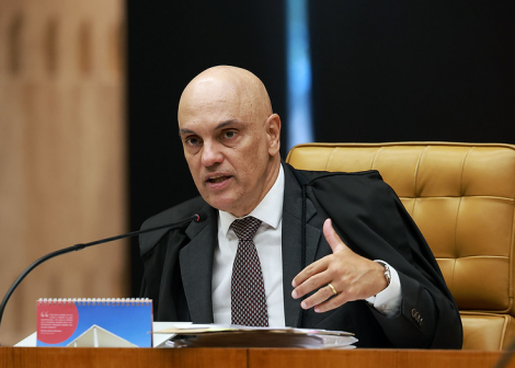 Ministro do Supremo Tribunal Federal deve decidir nos próximos dias se mantém ou suspende direito à prisão domiciliar do ex-presidente. (Foto: Luiz Silveira/STF)