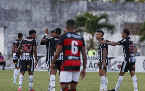 Jogando em casa, o Belo venceu o rival por 4 a 1 (Foto: Cristiano Santos / Botafogo-PB)