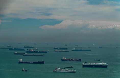 Passagem de embarca��es pelo estreito seguir� a rota coordenada anunciada pela Organiza��o de Portos e Assuntos Mar�timos iraniana. (Imagem: canva)