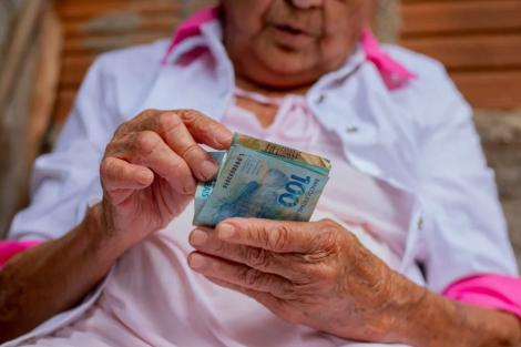 Idosos podem receber pens�o dos filhos e netos, segundo a Justi�a do Brasil (foto: divulga��o INSS)