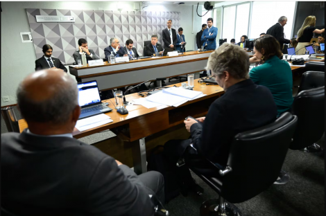 Caso decis�o n�o seja cumprida, ministro autorizou que a presid�ncia da CPMI estenda os trabalhos. (Foto: Andressa Anholete/Ag�ncia Senado)