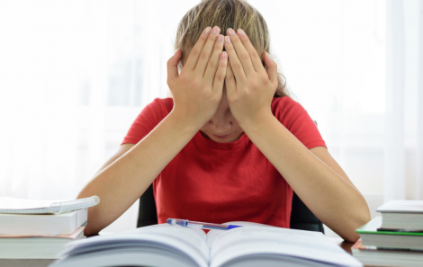 Apesar da queda nos �ltimos dez anos, �ndice de atraso ainda supera a m�dia do Nordeste.