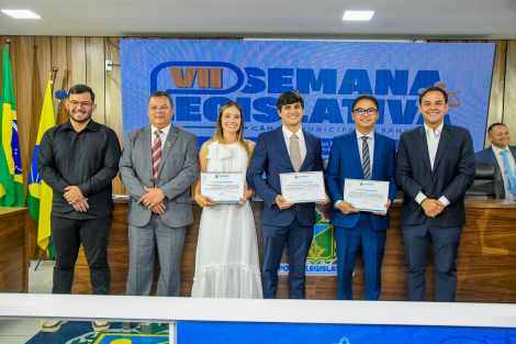 Entrega de T�tulos de Cidadania Bananeirense durante a VII Semana Legislativa na C�mara Municipal de Bananeiras.